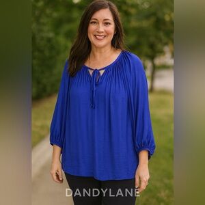 Jennifer Lopez Blue Pleasant Blouse  Size 1X  ( NWOT)